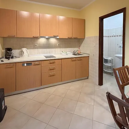 1 Bedroom In Rab Rab Town